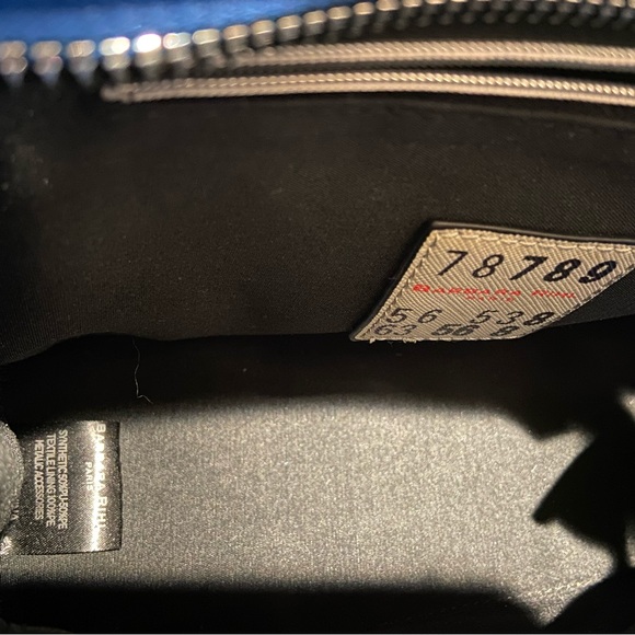 Barbara Rihl Paris Crossbody - Picture 5 of 10